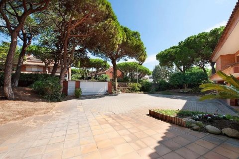 Сasa de 6 dormitorios en venta en Gavà, Barcelona, Cataluña, Spain № 1399 - foto 19