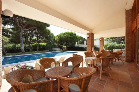 Сasa de 6 dormitorios en venta en Gavà, Barcelona, Cataluña, Spain № 1399 - foto 8