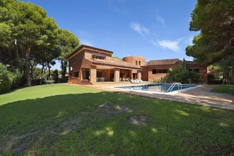 Сasa de 6 dormitorios en venta en Gavà, Barcelona, Cataluña, Spain № 1399 - foto 4