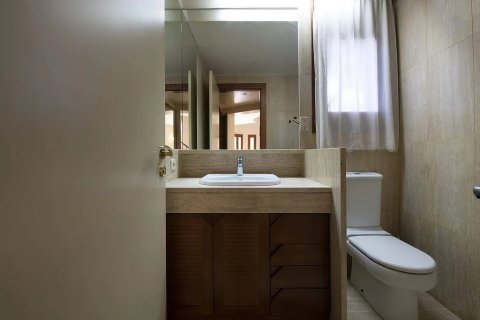 Сasa de 6 dormitorios en venta en Gavà, Barcelona, Cataluña, Spain № 1399 - foto 30