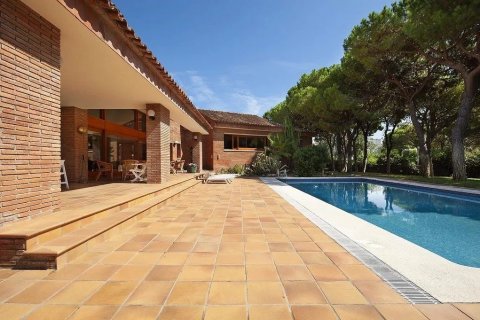 Сasa de 6 dormitorios en venta en Gavà, Barcelona, Cataluña, Spain № 1399 - foto 6