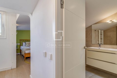 Ático de 3 dormitorios en venta en Barcelona, Cataluña, Spain № 7054 - foto 10