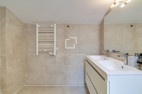 Ático de 3 dormitorios en venta en Barcelona, Cataluña, Spain № 7054 - foto 17