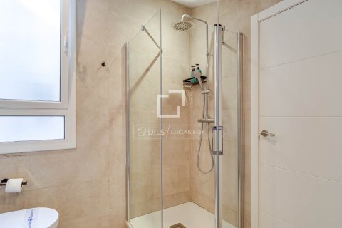Ático de 3 dormitorios en venta en Barcelona, Cataluña, Spain № 7054 - foto 11