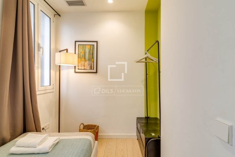 Ático de 3 dormitorios en venta en Barcelona, Cataluña, Spain № 7054 - foto 3