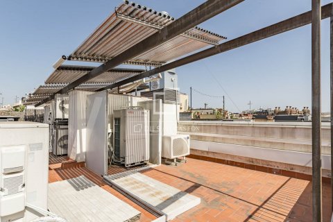 2 bedrooms apartment for sale in Barcelona, Catalonia, Spain № 8482 - photo 18