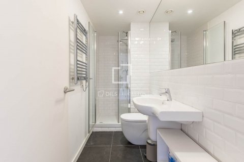 2 bedrooms apartment for sale in Barcelona, Catalonia, Spain № 8482 - photo 27