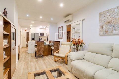 Купить квартиру в Барселона, Испания с 3 спальни, 96м², № 8484 - фото 10