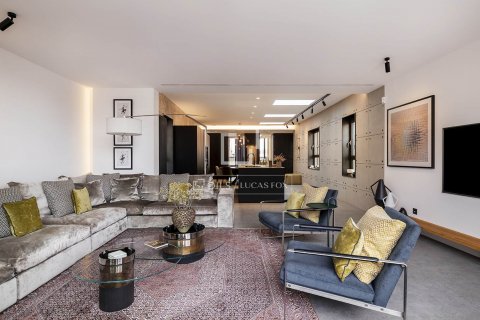 Apartamento de 2 dormitorios en alquiler en Barcelona, Cataluña, Spain № 8487 - foto 7
