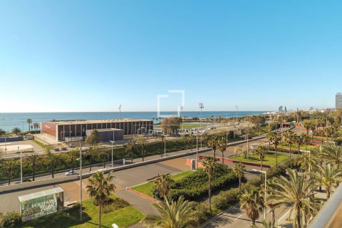 Apartamento de 4 dormitorios en alquiler en Barcelona, Cataluña, Spain № 8486 - foto 10