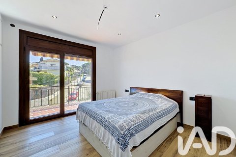 5 bedrooms house for sale in Premia De Dalt, Barcelona, Catalonia, Spain № 7360 - photo 17