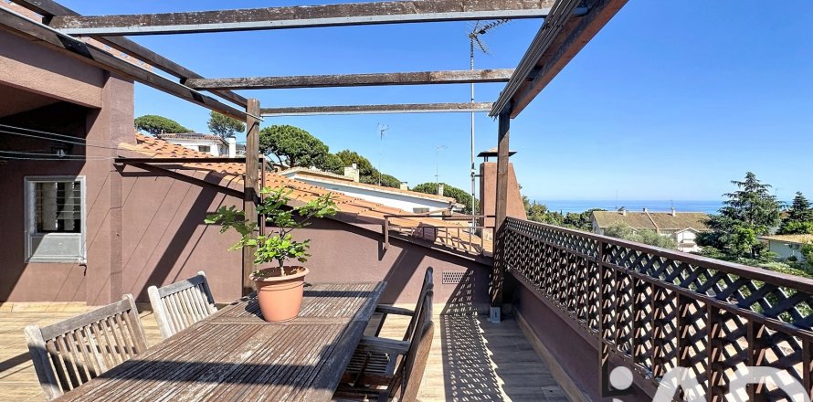 5 bedrooms house for sale in Premia De Dalt, Barcelona, Catalonia, Spain № 7360