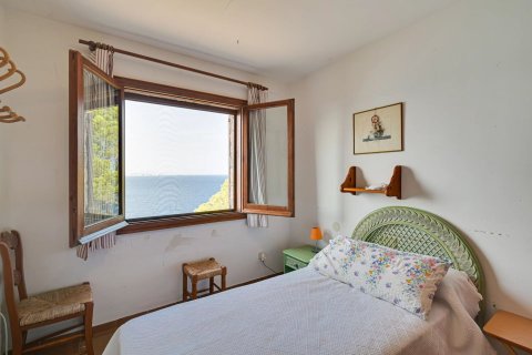 Сasa de 6 dormitorios en venta en Begur, Gerona, Cataluña, Spain № 6197 - foto 14