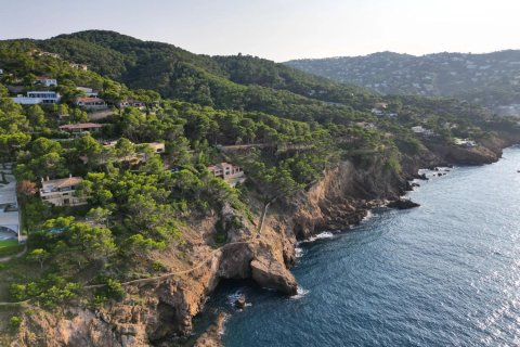Сasa de 6 dormitorios en venta en Begur, Gerona, Cataluña, Spain № 6197 - foto 4