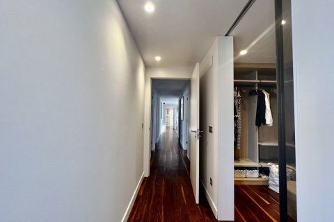 Сasa de 6 dormitorios en venta en Cataluña, Spain № 6201 - foto 19