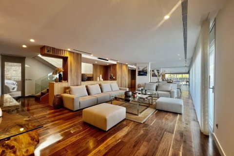 Сasa de 6 dormitorios en venta en Cataluña, Spain № 6201 - foto 3