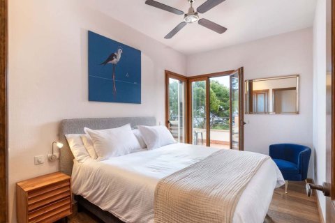 Сasa de 4 dormitorios en venta en Begur, Gerona, Cataluña, Spain № 6199 - foto 13