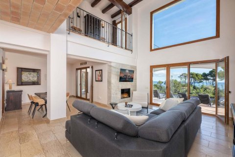 Сasa de 4 dormitorios en venta en Begur, Gerona, Cataluña, Spain № 6199 - foto 3