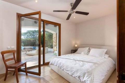 Сasa de 4 dormitorios en venta en Begur, Gerona, Cataluña, Spain № 6199 - foto 9