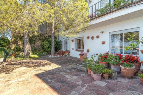 Сasa de 5 dormitorios en venta en Begur, Gerona, Cataluña, Spain № 6198