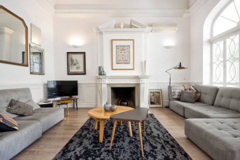 Apartamento de 4 dormitorios en venta en Barcelona, Cataluña, Spain № 1628 - foto 10