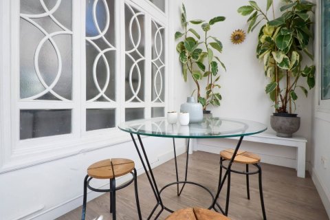 Apartamento de 4 dormitorios en venta en Barcelona, Cataluña, Spain № 1628 - foto 16