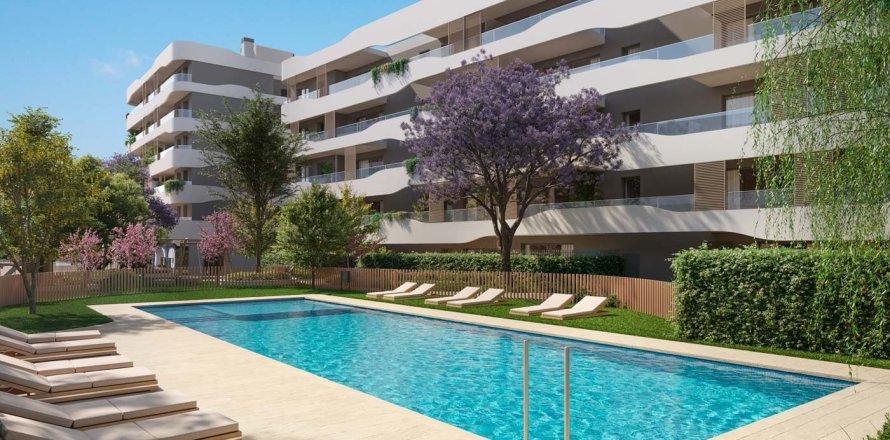 Apartamento de 4 dormitorios en venta en Sitges, Barcelona, Cataluña, Spain № 3615