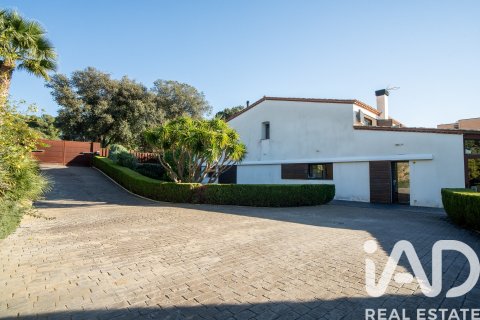 Купить дом в Сан-Висенс де Монтальт, Испания с 6 спален, 557м², № 7334 - фото 4