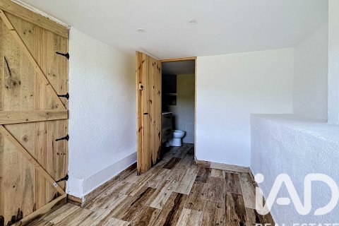 Купить квартиру в Эль-Вендрель, Испания с 4 спальни, 223м², № 7331 - фото 28