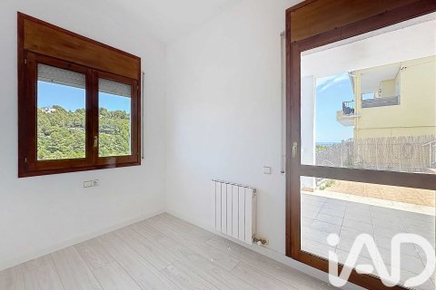 Купить квартиру в Эль-Вендрель, Испания с 4 спальни, 223м², № 7331 - фото 8