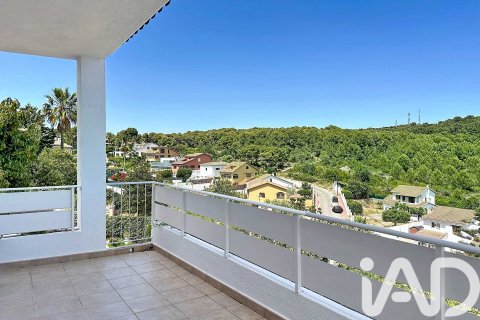 Купить квартиру в Эль-Вендрель, Испания с 4 спальни, 223м², № 7331 - фото 22