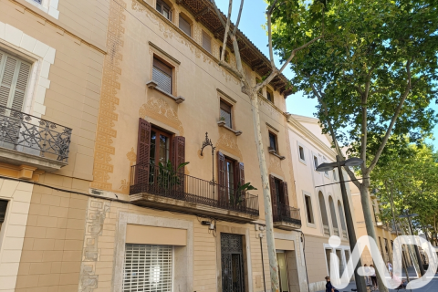 610 sq.m. commercial property for sale in Vilanova i la Geltru, Barcelona, Catalonia, Spain № 7330 - photo 2