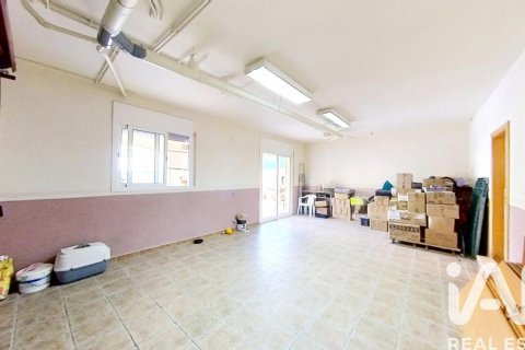 Купить дом в Эль-Вендрель, Испания с 4 спальни, 250м², № 7333 - фото 8