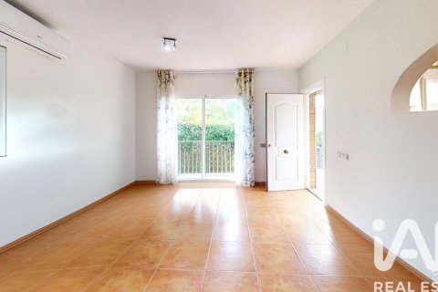 Купить дом в Эль-Вендрель, Испания с 4 спальни, 250м², № 7333 - фото 3
