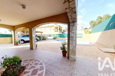 Купить дом в Эль-Вендрель, Испания с 4 спальни, 250м², № 7333 - фото 6