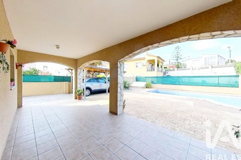 Купить дом в Эль-Вендрель, Испания с 4 спальни, 250м², № 7333 - фото 29