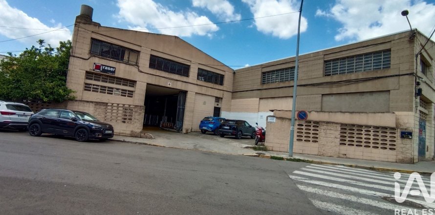 642 sq.m. commercial property for sale in Ripollet, Barcelona, Catalonia, Spain № 4667