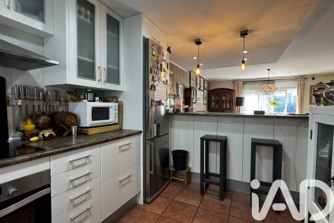 Casa adosada de 3 dormitorios en venta en Sitges, Barcelona, Cataluña, Spain № 4670 - foto 19