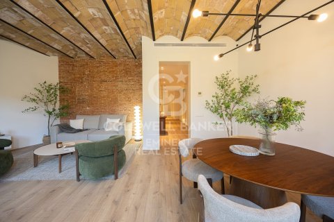 Apartamento de 2 dormitorios en venta en Barcelona, Cataluña, Spain № 5537 - foto 7