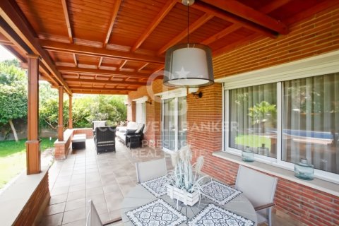Сasa de 6 dormitorios en venta en Gavà, Barcelona, Cataluña, Spain № 5534 - foto 2