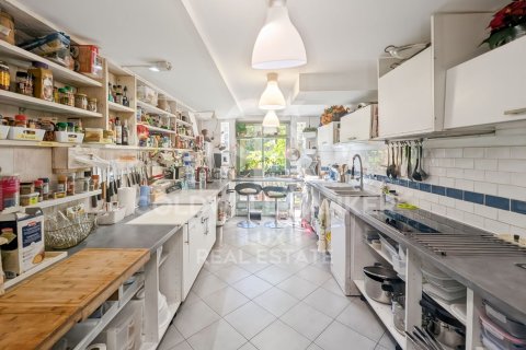 8 bedrooms villa for sale in Pau, Girona, Catalonia, Spain № 5532 - photo 12