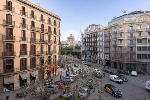 Apartamento de 2 dormitorios en venta en Barcelona, Cataluña, Spain № 5291 - foto 21