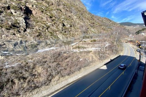 Ático de 2 dormitorios en venta en Principado De Andorra (Ninguna Poblacion Tiene C.P.), Lérida, Cataluña, Spain № 5289 - foto 29
