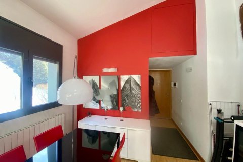 Ático de 2 dormitorios en venta en Principado De Andorra (Ninguna Poblacion Tiene C.P.), Lérida, Cataluña, Spain № 5289 - foto 11