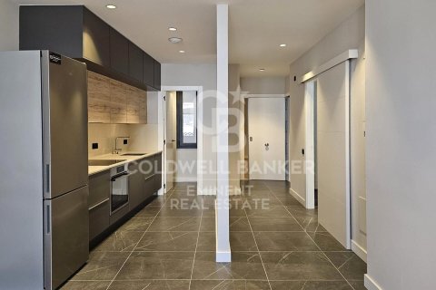 Apartamento de 2 dormitorios en venta en Barcelona, Cataluña, Spain № 5290 - foto 6