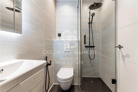 Apartamento de 2 dormitorios en venta en Barcelona, Cataluña, Spain № 5290 - foto 18