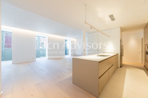 2 bedrooms apartment for sale in Barcelona, Catalonia, Spain № 2878 - photo 8