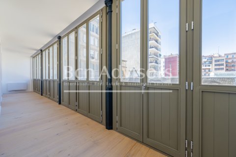 2 bedrooms apartment for sale in Barcelona, Catalonia, Spain № 2878 - photo 6