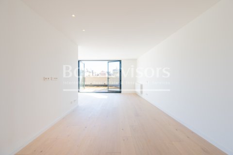 Ático de 2 dormitorios en venta en Barcelona, Cataluña, Spain № 2879 - foto 2