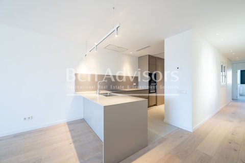 Ático de 2 dormitorios en venta en Barcelona, Cataluña, Spain № 2879 - foto 12